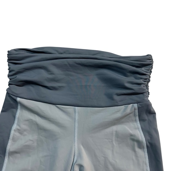 Michi Grey Blue two toned leggings Ruched waist Size Small EUC - Picture 3 of 6